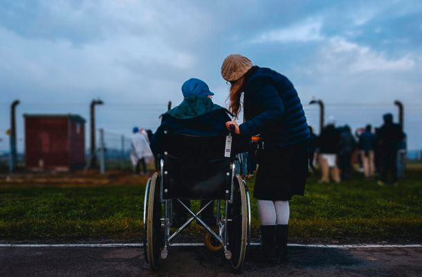 Imagem que remete ao Dia Internacional da Pessoa com Deficiência