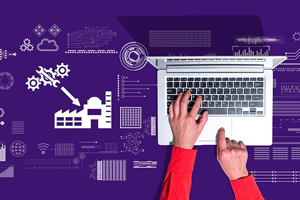 Imagem que faz referência a uma pessoa trabalhando com terceirização de processos de negócios